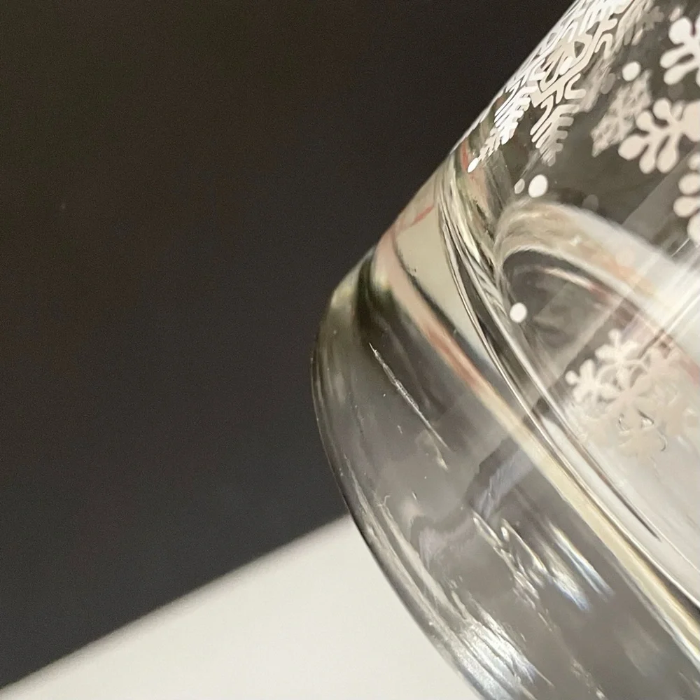 SET of 5 Season's Greetings Snowflake Glasses by Libbey